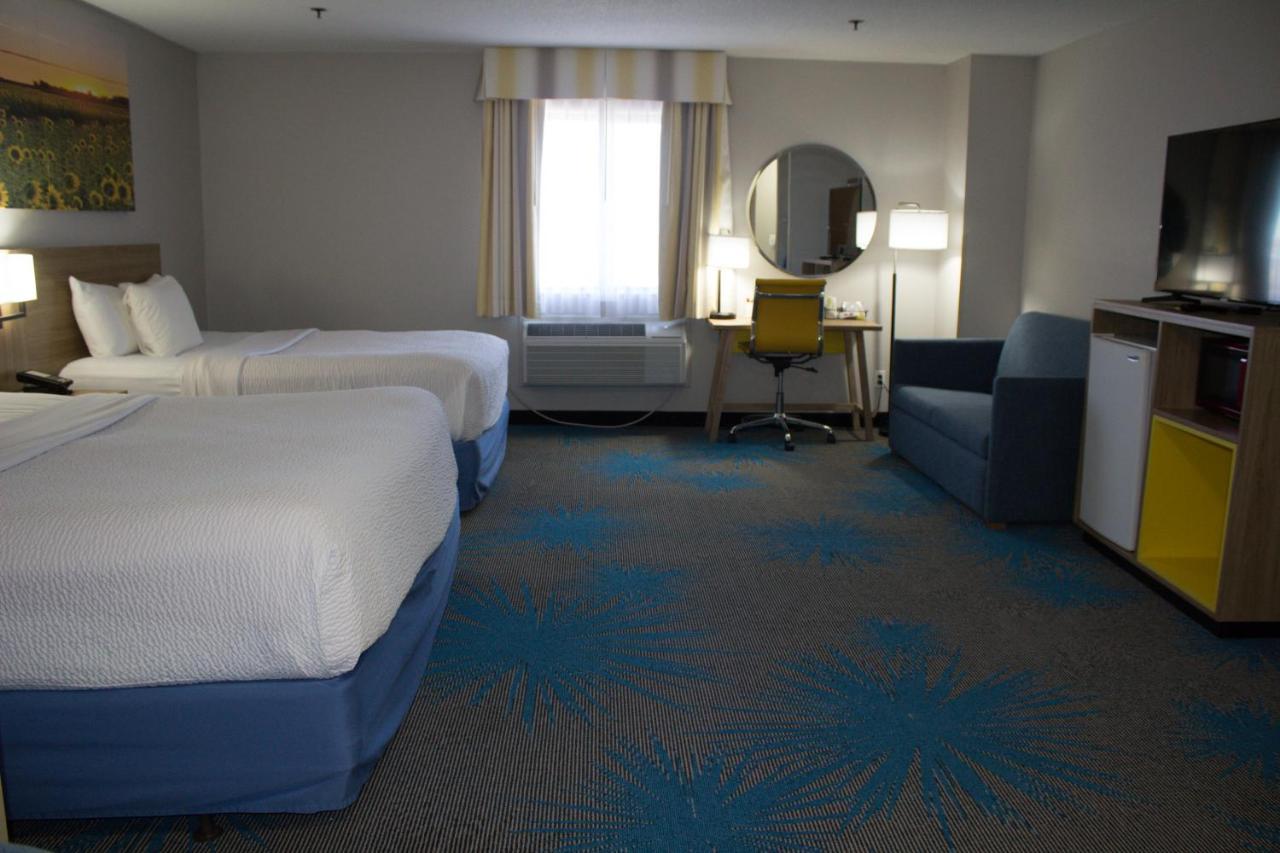 Days Inn By Wyndham Colby Extérieur photo