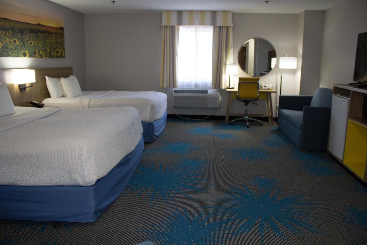 Days Inn By Wyndham Colby Extérieur photo