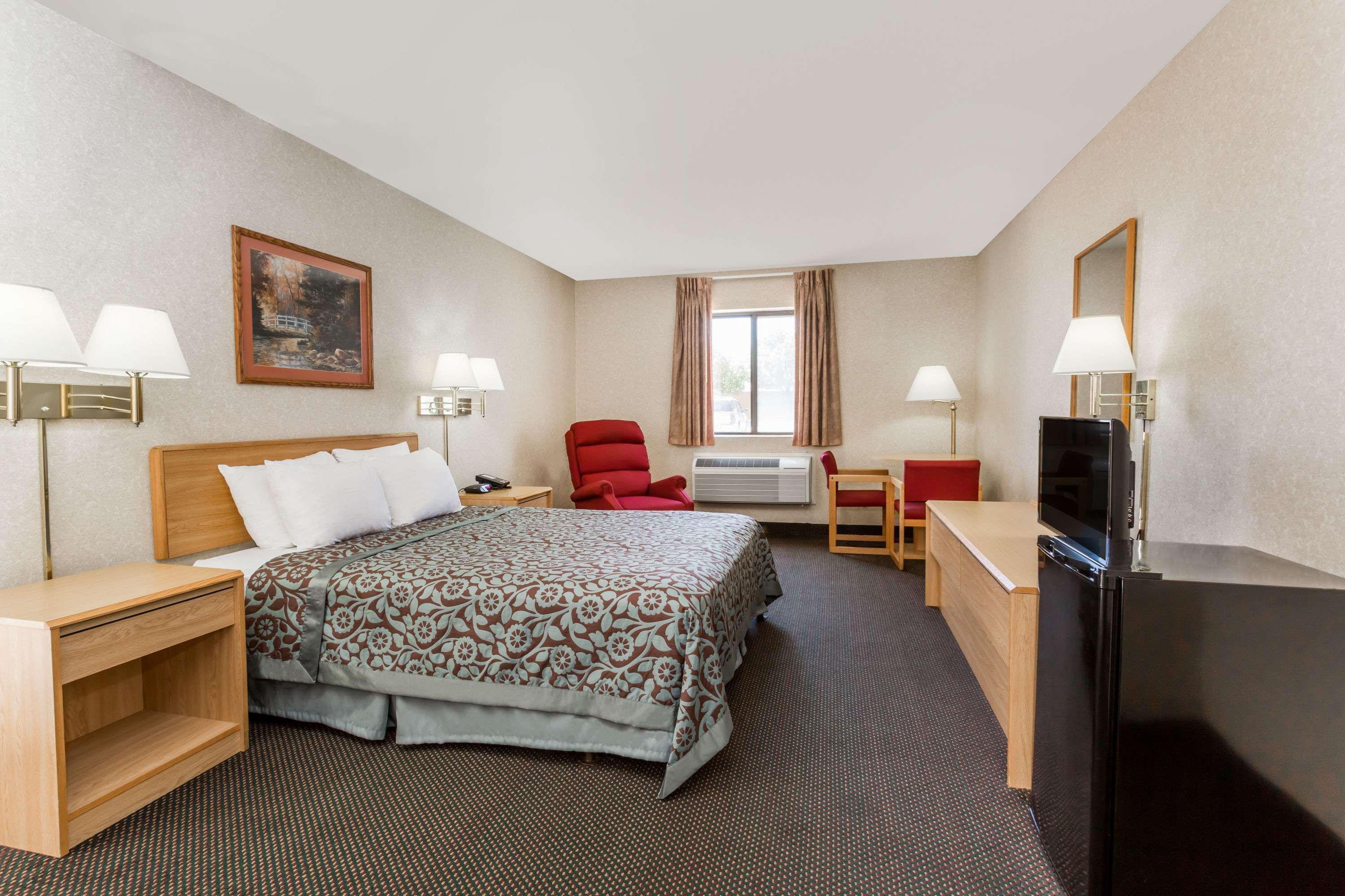Days Inn By Wyndham Colby Extérieur photo