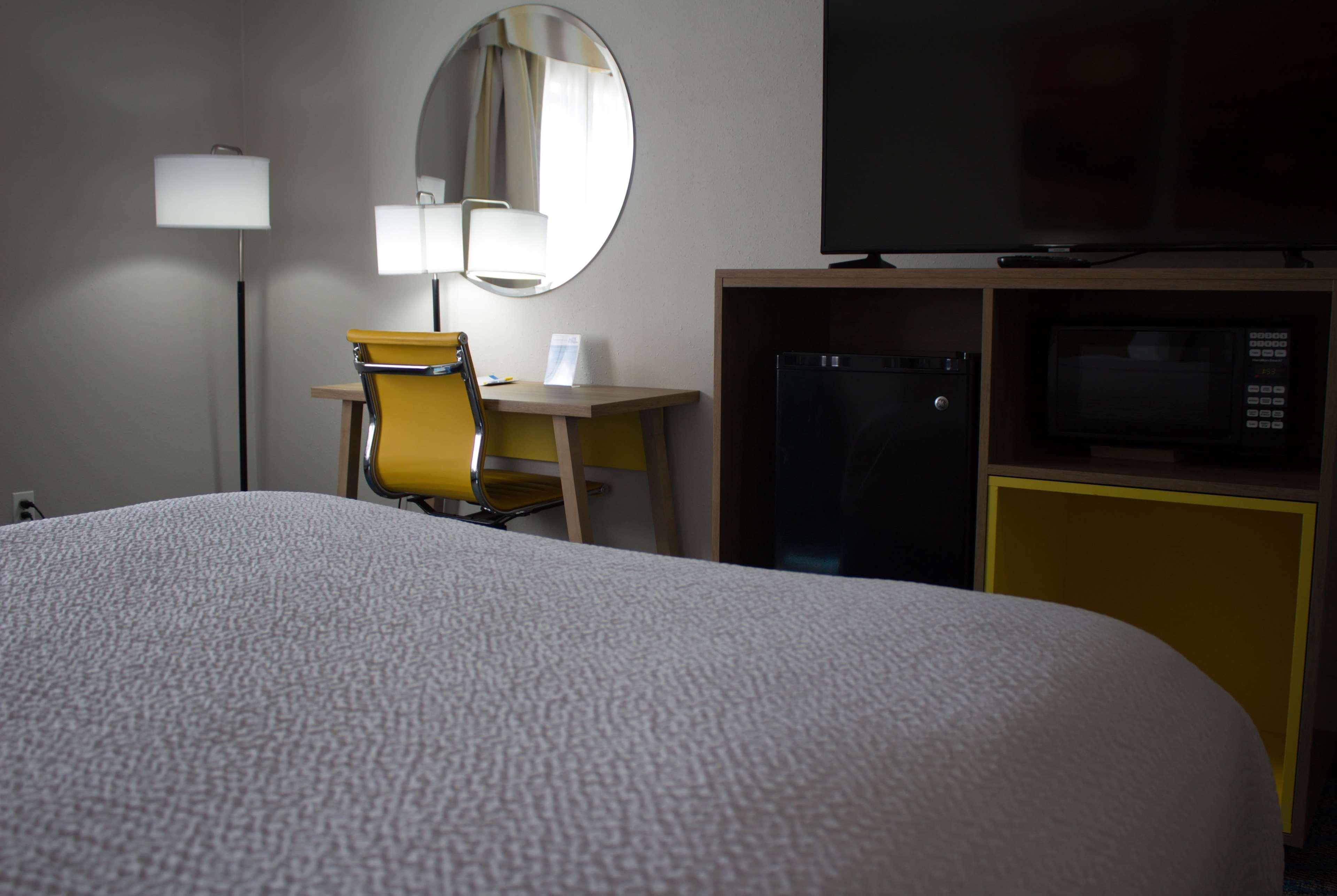 Days Inn By Wyndham Colby Extérieur photo